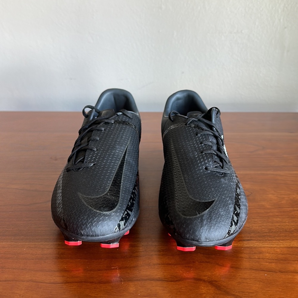 New Men’s Nike Phantom GT2 Academy Cleats FG MG Black/Red DA4433-001 - Picture 4 of 6